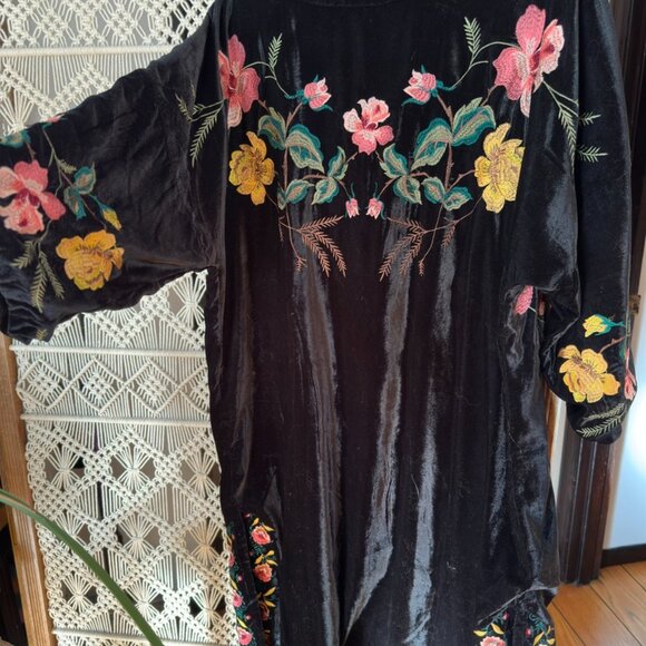 Topshop Boho Velvet Embroidered Kimono Duster Robe - Picture 5 of 7